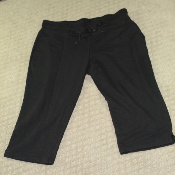 Eddie Bauer Sweatpants Wm Lg Black Fleece Mid Rise Cropper Jogger Lounge Pants - Picture 1 of 6